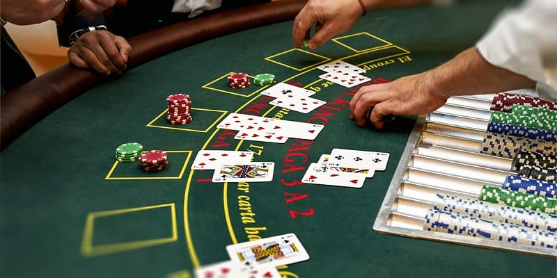 Chi tiết về luật và cách chơi Poker VIPwin cho tân thủ